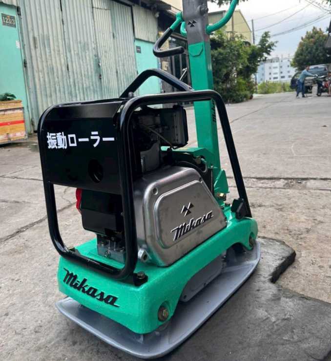 thuê máy đầm bàn tân bình