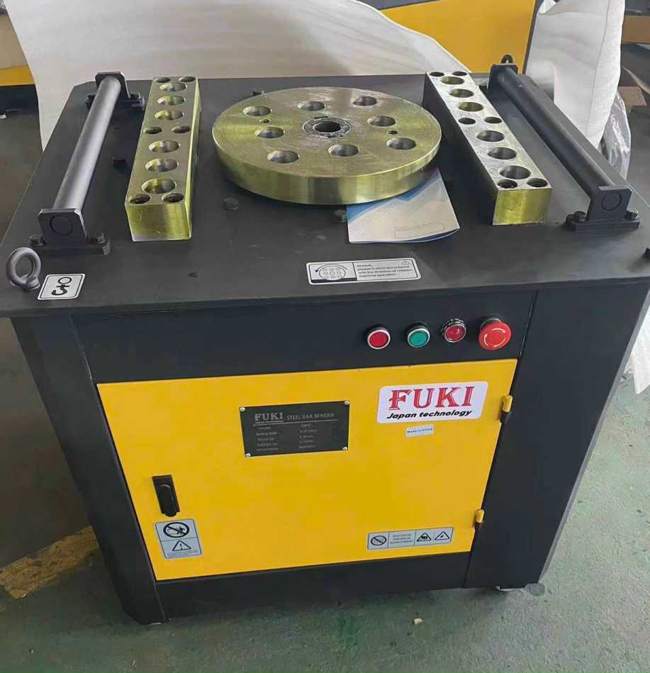 thuê máy bẻ sắt bình dương